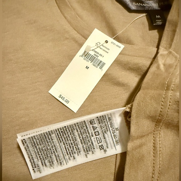 Banana Republic Sleeveless Taupe Tee - Picture 3 of 3